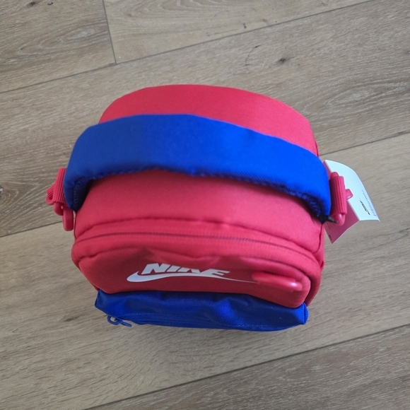 Nike Buddies Lunch Box Bag Tote (4L) - Picture 3 of 6